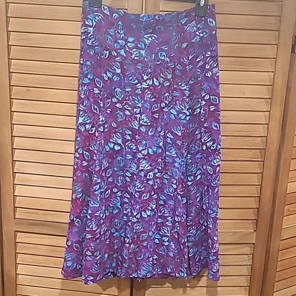 Women's purple and green floral festival skirt size small.